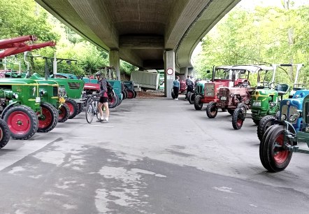 Pfingstsonntag Traktoren und Oldtimertreffen Pfingstsonntag Traktoren und Oldtimertreffen