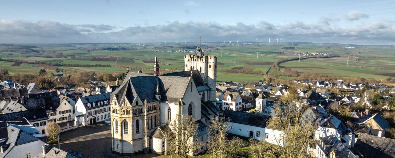Blick auf Münstermaifeld, © Eifel Tourismus GmbH, Dominik Ketz Blick auf Münstermaifeld, © Eifel Tourismus GmbH, Dominik Ketz