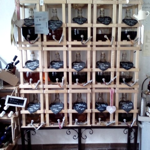 Essige und Liköre Essige und Liköre