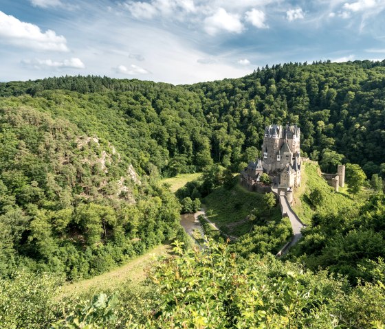 Märchenburg mitten im Wald: Burg Eltz, © Rheinland-Pfalz Tourismus GmbH, D. Ketz Märchenburg mitten im Wald: Burg Eltz, © Rheinland-Pfalz Tourismus GmbH, D. Ketz