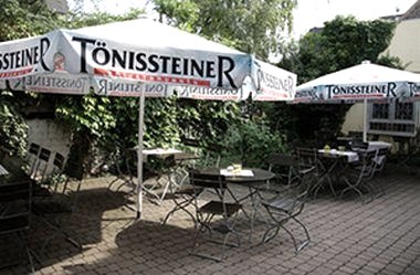 Gutshof Hotel Arosa - Garten Gutshof Hotel Arosa - Garten