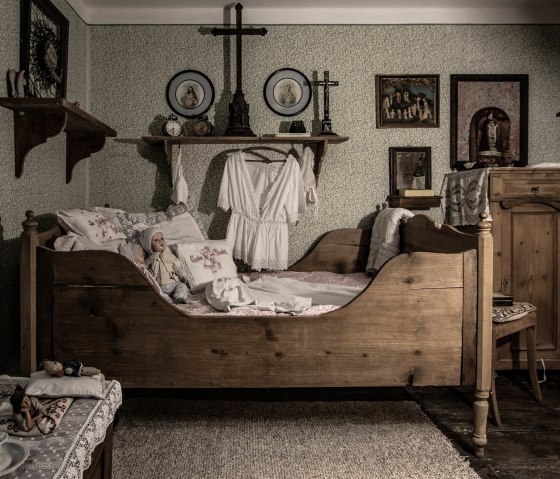 Schlafzimmer2, © Hans Heuser - Strolch Foto