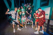 Die Band Druckluft mit ihren Instrumenten.