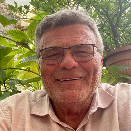 Porträt des Autors Jörg Schmitt-Kilian