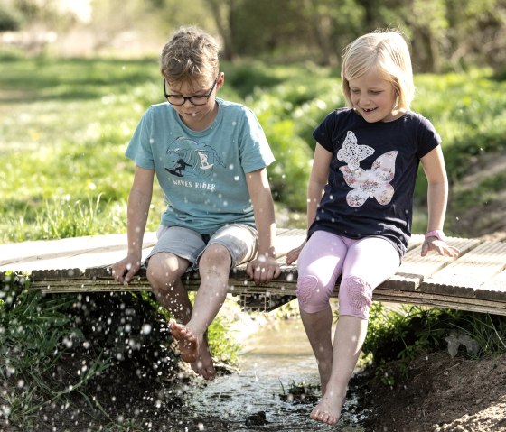 Wasserspa&szlig; - Wasserspielplatz Mertloch, &copy; Eifel Tourismus GmbH, Dominik Ketz