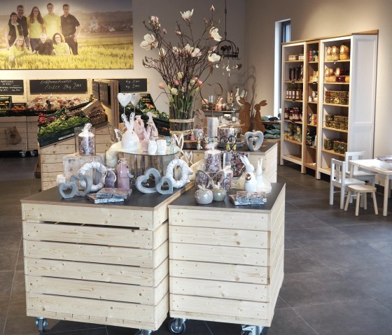 Vue intérieure du nouveau magasin de la ferme