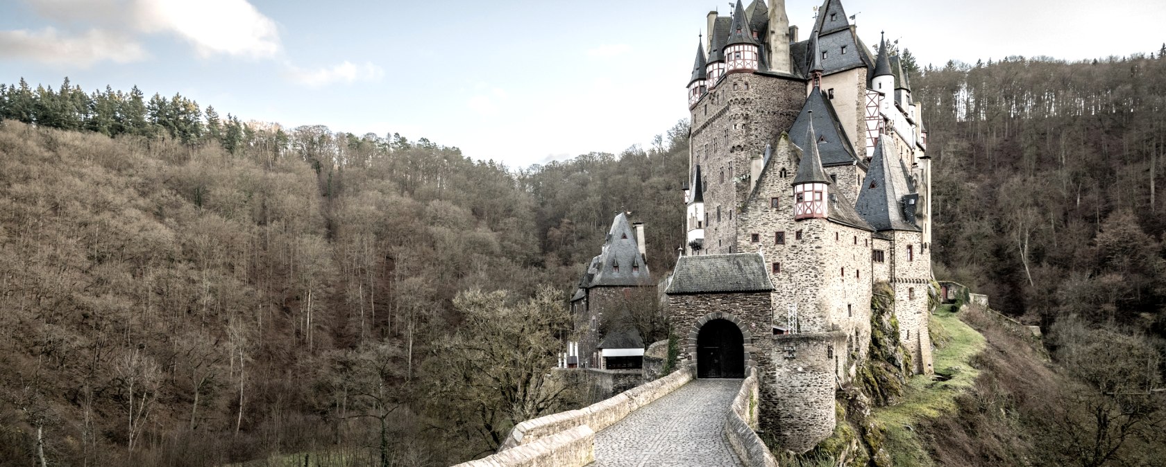 Uitzicht op kasteel Eltz, © Eifel Tourismus GmbH, Dominik Ketz