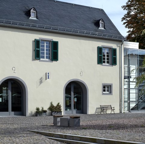 TI mit Anbau